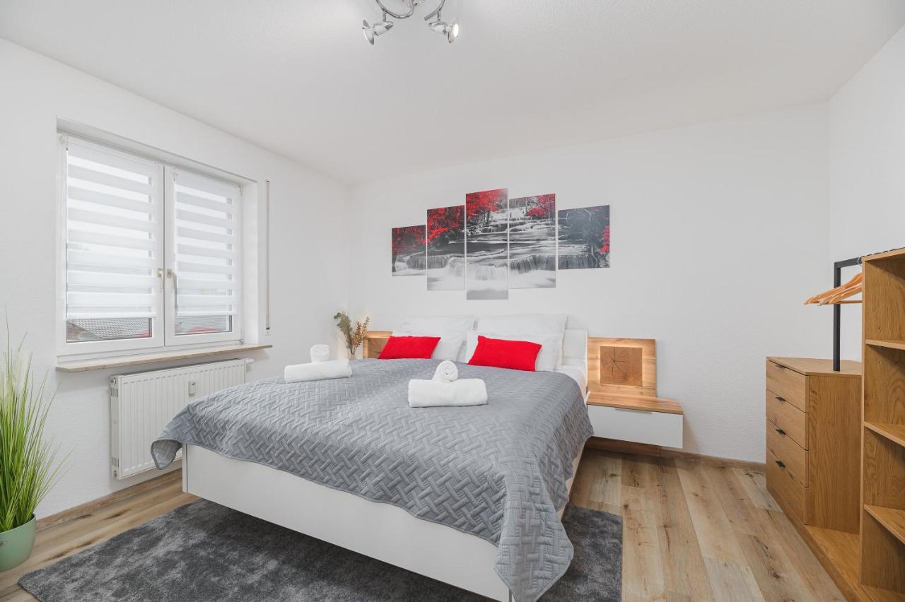 Premium Wohlfuehloase Sinsheim - Business & Privat - Netflix & Disneyplus - Tg - Balkon Exterior foto